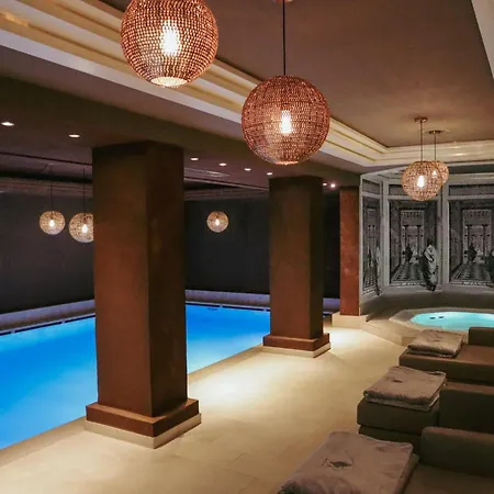 Parkhotel 4*